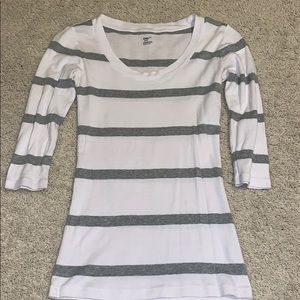 Gap 3/4 sleeve tee